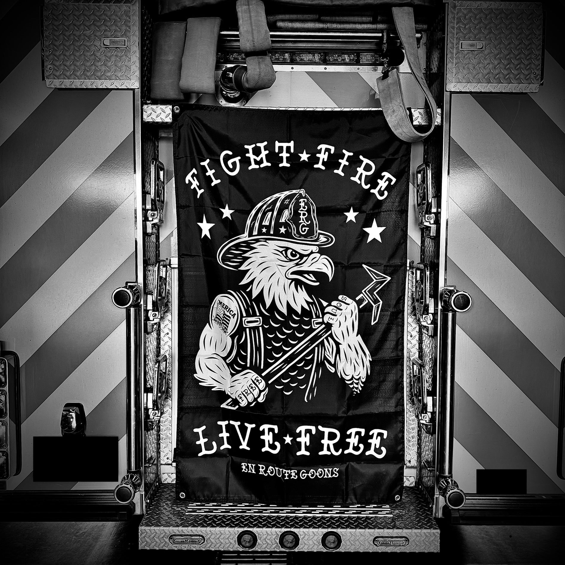 FLAG 3x5 Fight Fire Live Free